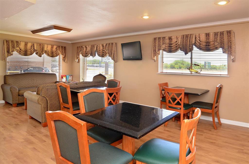 Americas Best Value Inn Crosstimbers Stephenville Restoran gambar